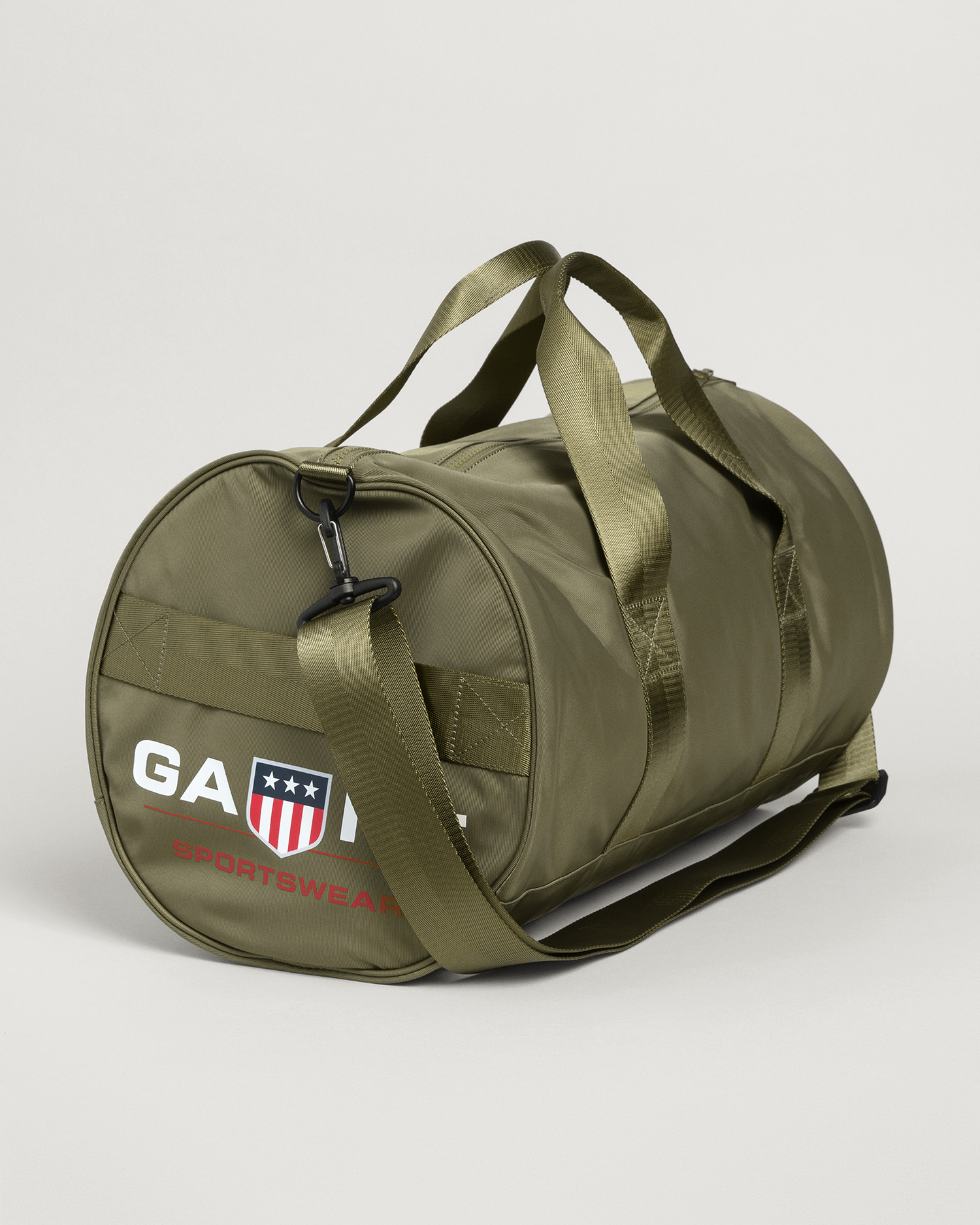 Retro Shield Sportsbag